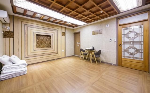 Jeonju Hanok Hotel Kung Eksteriør bilde