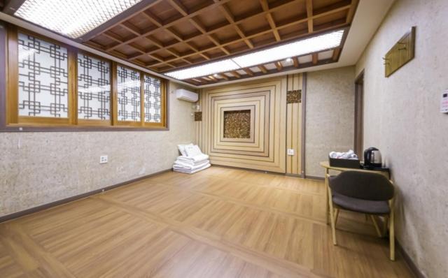 Jeonju Hanok Hotel Kung Eksteriør bilde