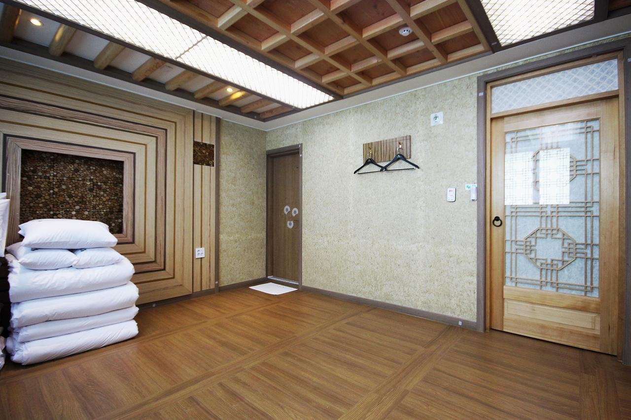 Jeonju Hanok Hotel Kung Eksteriør bilde
